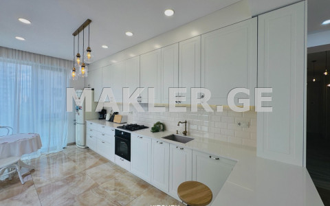  For Sale 5 room  Apartment in Ortachala  in Gorgasali st. 