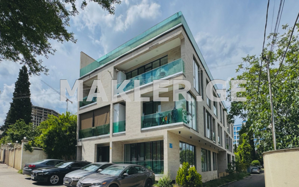  למכירה 5 חֶדֶר  דִירָה in Ortachala  in Gorgasali st. 