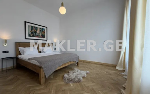  For Sale 3 room  Apartment in Mtatsminda dist. (Old Tbilisi)  in Tabukashvili blind alley 