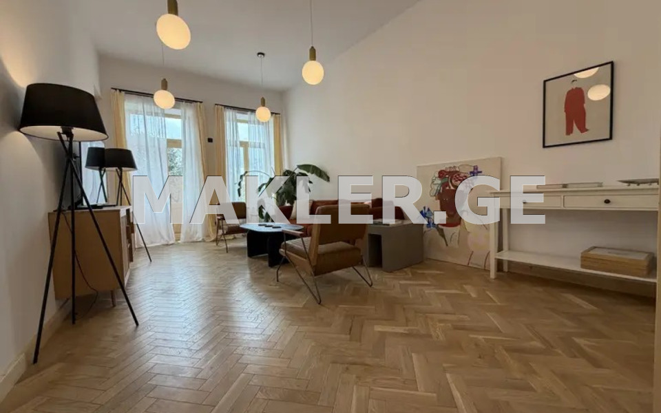 For Sale 3 room  Apartment in Mtatsminda dist. (Old Tbilisi)  in Tabukashvili blind alley 