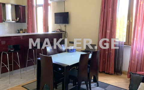  For Sale 7 room  Apartment in Vera dist.  in Kostava st. 
