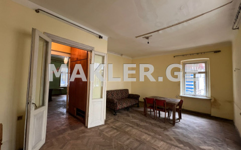 出售 3 room  公寓 维拉区  in Tarkhnishvili blind alley 