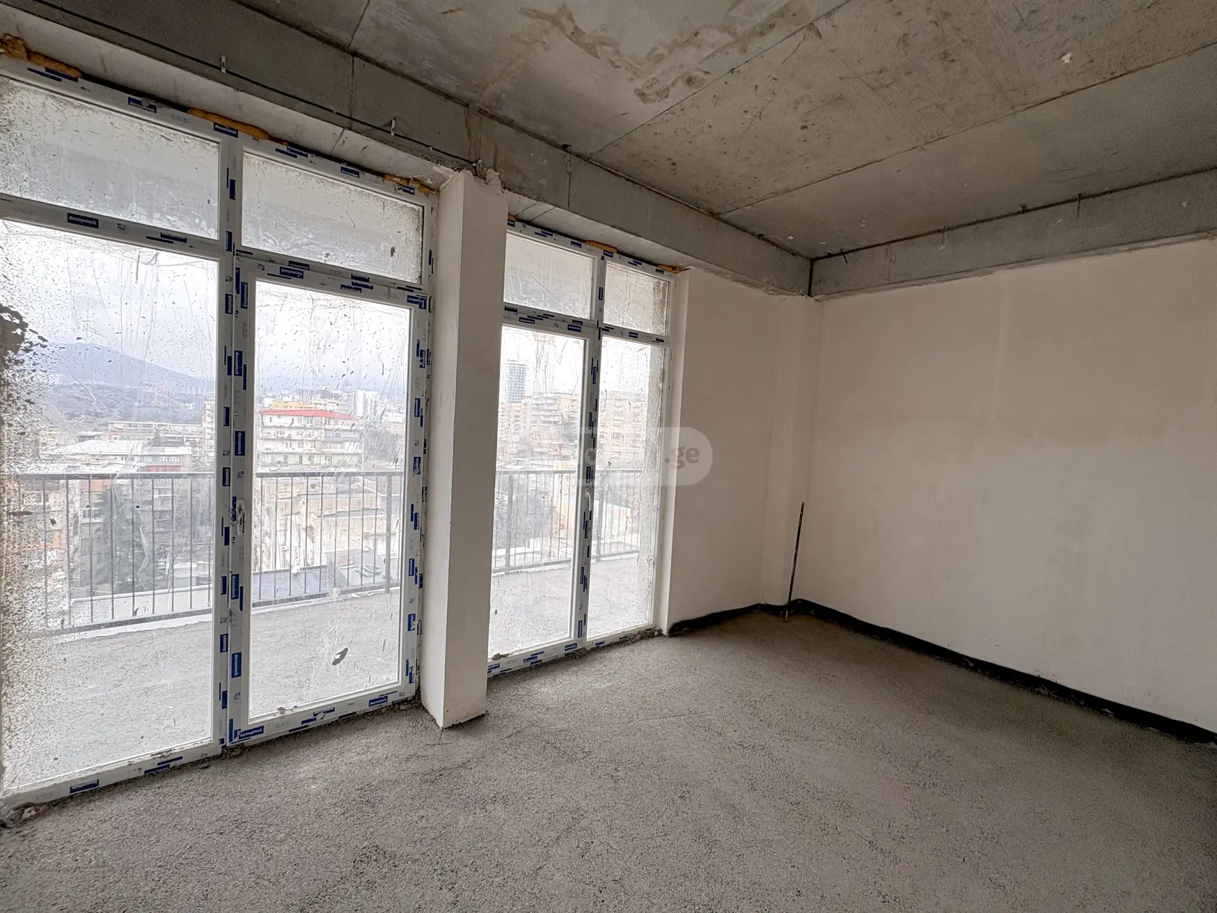  للبيع 3 room  الشقة في منطقة سابورتالو  in S. Tsintsadze st. 