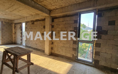  Satılık 3   Daire in Avlabari dist.
