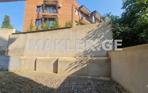  Продается 3 комнатная  Квартира в Авлабари