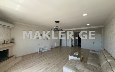  للبيع 4 room  الشقة في منطقة سابورتالو  in Gagarini St. 