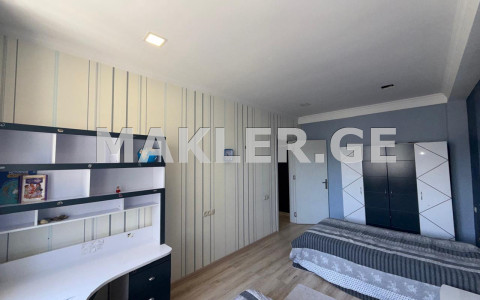  للبيع 4 room  الشقة في منطقة سابورتالو  in Gagarini St. 