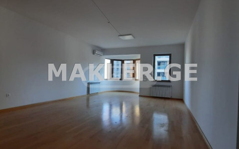  להשכרה 850 m² מֶרחָב פרטי בית in Vake dist.  in Sajaia st. 
