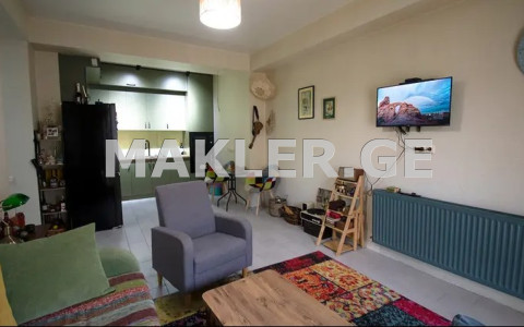  For Sale 3 room  Apartment in Ortachala  in Nadikvari st. 