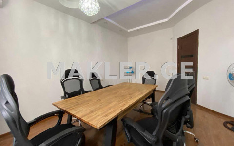  იყიდება 143 m² ფართობის საკუთარი სახლი ისანში  ცუცხვათის ქუჩაზე 