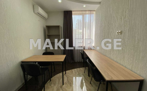  იყიდება 143 m² ფართობის საკუთარი სახლი ისანში  ცუცხვათის ქუჩაზე 