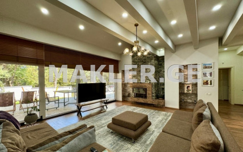  للبيع 650 m² space منزل خاص in Kojori