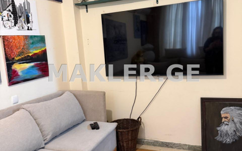  For Sale 3 room  Apartment in Mtatsminda dist. (Old Tbilisi)  in Besiki st. 