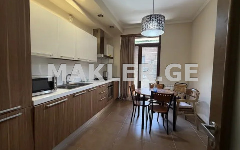  Satılık 3   Daire in Mtatsminda dist. (Old Tbilisi)  in Brosse st. 