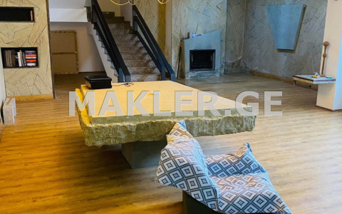  For Sale 721 m² space Private House in Bagebi dist.  in Uchaneishvili st. 