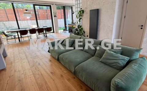  For Sale For Rent 281 m² space Private House in Bagebi dist.