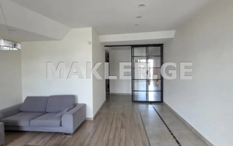  For Rent 4 room  Apartment in Vake dist.  in Taktakishvili st. 