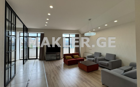  For Rent 4 room  Apartment in Vake dist.  in Taktakishvili st. 