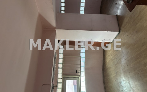  Сдаётся 75 m² площадь Коммерческая площадь в Ваке  на ул. Барнови 