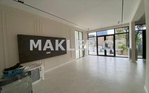  للبيع 341 m² space منزل خاص في منطقة سابورتالو  in Delisi st. 