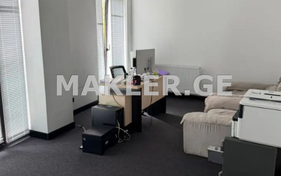  Сдаётся 175 m² площадь Коммерческая площадь в Сабуртало  на ул. Бурдзгла 