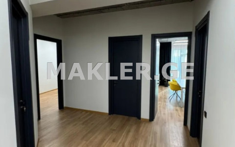  ქირავდება 130 m² ფართობის კომერციული ფართი ვაკეში  ი. ჭავჭავაძის გამზ. 