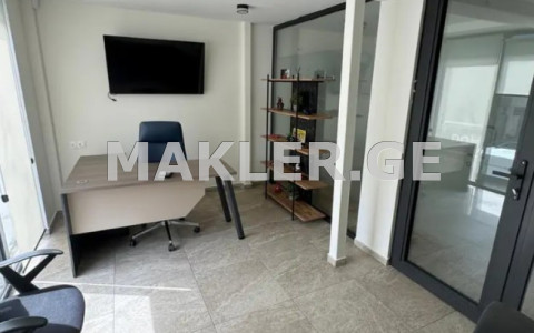  ქირავდება 250 m² ფართობის ოფისი საბურთალოზე  ნუცუბიძის ქუჩაზე 