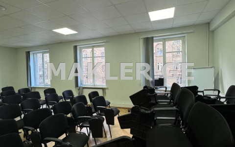  Kiralık 252 m²  İşyeri in Saburtalo dist.  in J.Bagrationi st. 