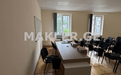  Kiralık 252 m²  İşyeri in Saburtalo dist.  in J.Bagrationi st. 
