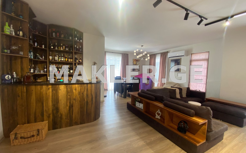 للبيع 4 room  الشقة in Digomi 9  in Bob Walsh Street 