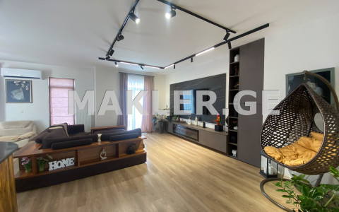  للبيع 4 room  الشقة in Digomi 9  in Bob Walsh Street 