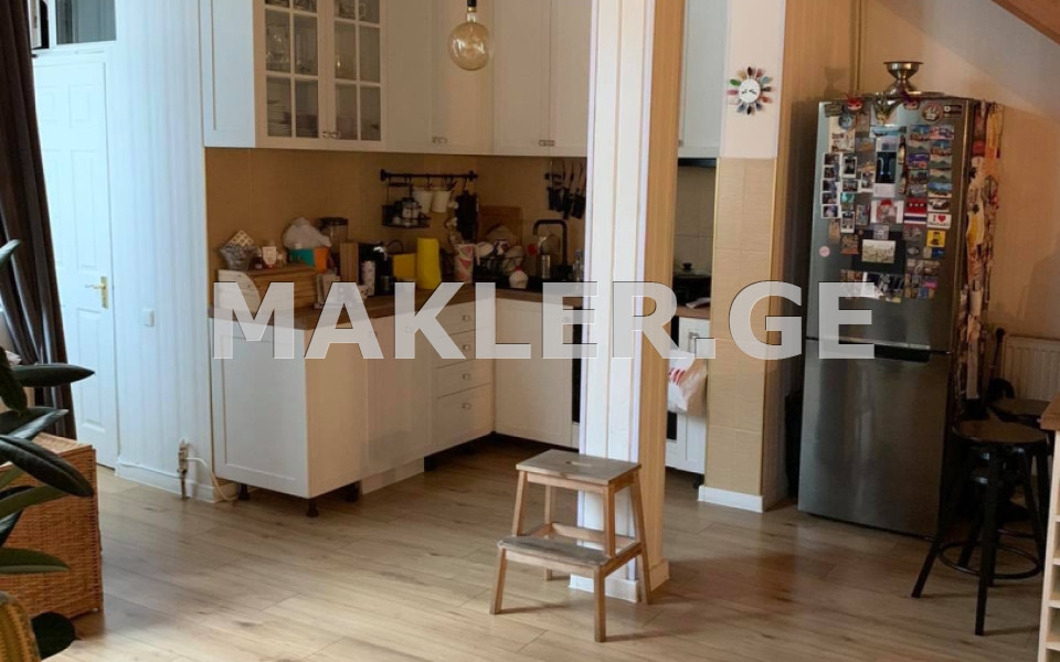  Satılık 182 m²  Villa in Mtatsminda dist. (Old Tbilisi)  in Arsena st. 