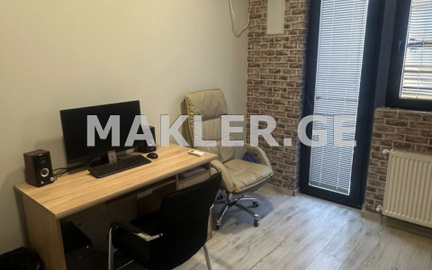  出租 135 m² space 办公室 萨布尔塔洛区  in S. Nasidze st. 