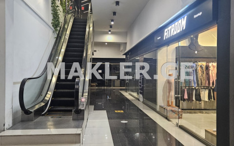  For Rent 25 m² space Commercial space in Saburtalo dist.  in Al. Kazbegi Ave. 
