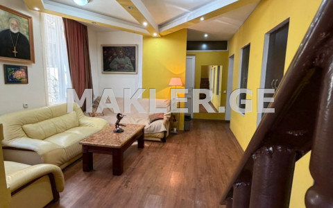  For Sale 168 m² space Private House in Chugureti dist.  in G.Dolidze st. 
