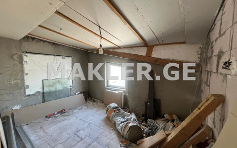  出售 4 室  公寓 第比利斯  in Rustaveli ave. 