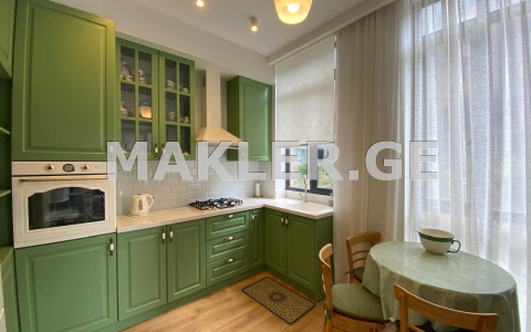  出售 4 room  公寓 萨布尔塔洛区  in Ana Politkovskaya st. 