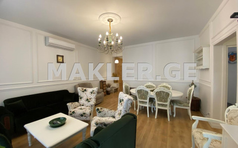  出售 4 room  公寓 萨布尔塔洛区  in Ana Politkovskaya st. 