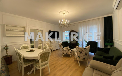  出售 4 room  公寓 萨布尔塔洛区  in Ana Politkovskaya st. 
