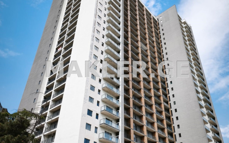  للبيع 3 room  الشقة في منطقة سابورتالو  في هضبة نوتسوبيدزه 