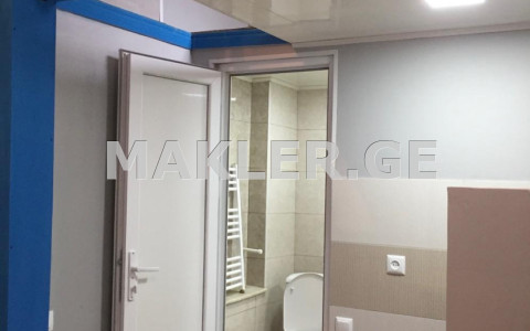  Продается 1 комнатная  Квартира в Чугурети  на пр. Агмашенебели 