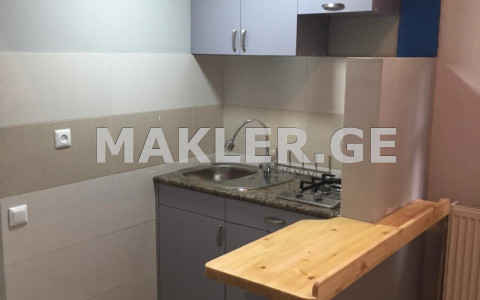  Продается 1 комнатная  Квартира в Чугурети  на пр. Агмашенебели 
