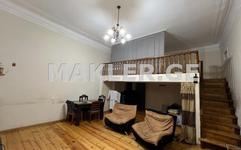  للبيع 1 room  الشقة في منطقة تشوغوريتي  in Agmashenebeli ave. 