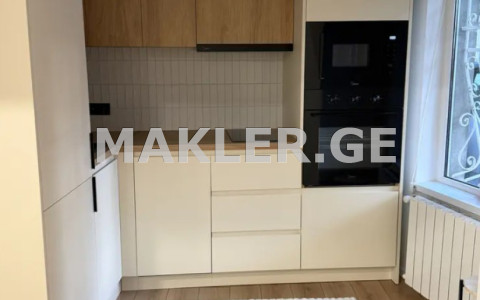  للبيع 3 room  الشقة in Avlabari dist.