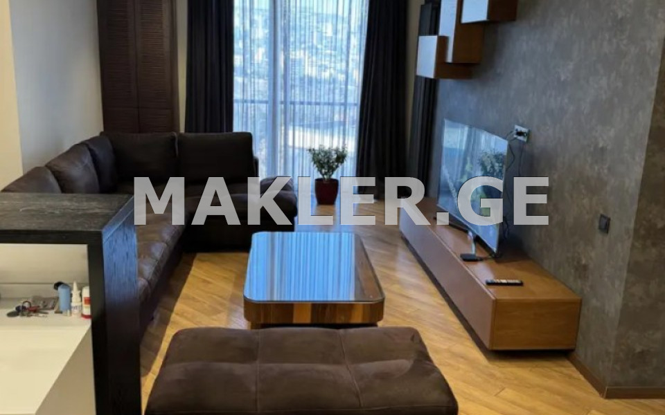  למכירה 3 חֶדֶר  דִירָה in Vake dist.  in I. Chavchavadze Ave. 