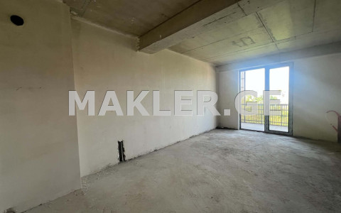  出售 3 room  公寓 第比利斯  in Grishashvili st. 
