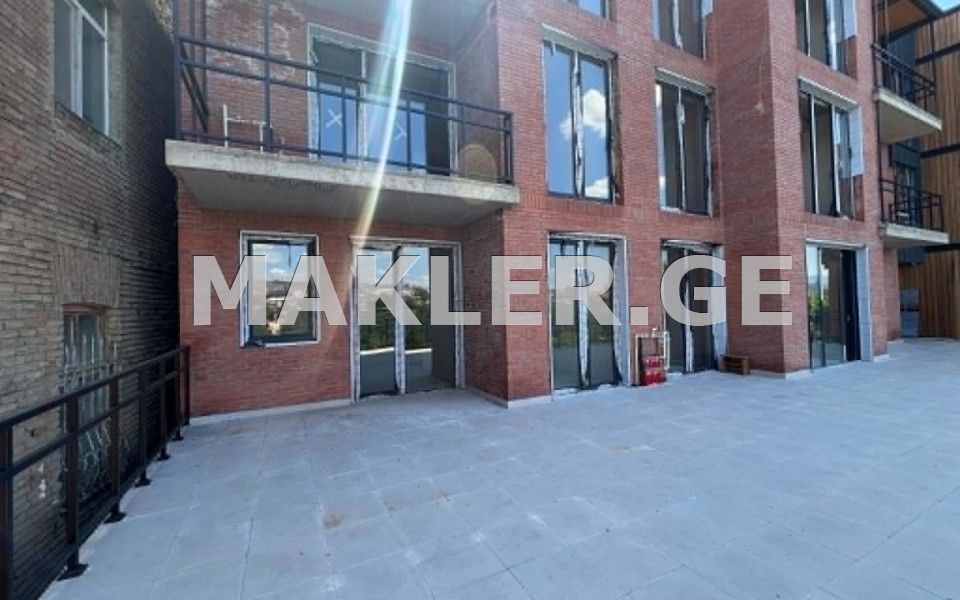  出售 4 room  公寓 第比利斯  in Grishashvili st. 