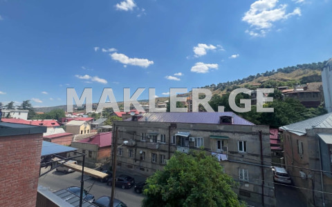  出售 4 room  公寓 第比利斯  in Grishashvili st. 