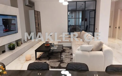  للبيع 412 m² space منزل خاص near the Lisi lake