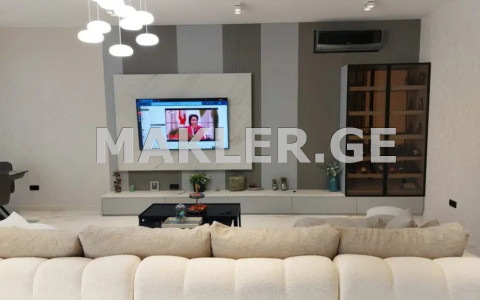  للبيع 412 m² space منزل خاص near the Lisi lake